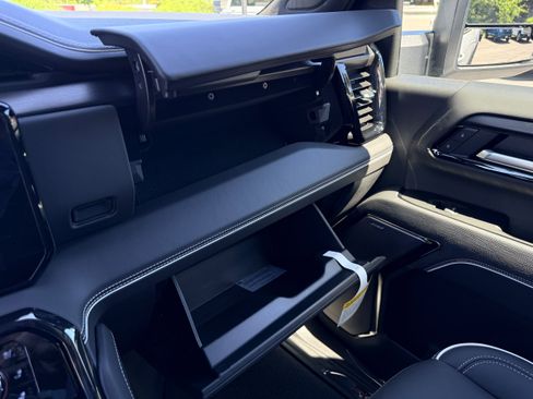 New 2026 GMC Sierra 2500 AT4X AWD/4WD image 22