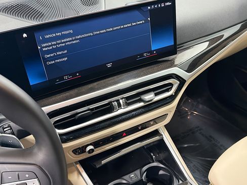 Used 2023 BMW 330i 330i w/ Driving Assistance Package image 26