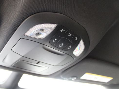 New 2026 Chrysler Pacifica Select image 23