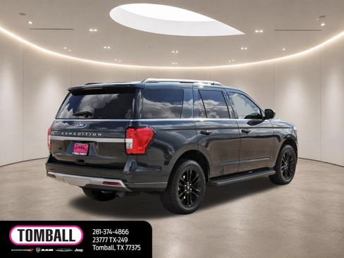 Used 2024 Ford Expedition XLT RWD image 7