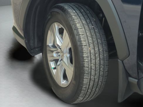 Used 2025 Toyota RAV4 XLE w/ Convenience Package FWD image 71