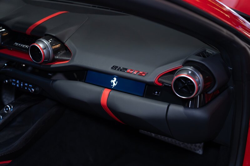 Used 2022 Ferrari 812 GTS RWD image 21