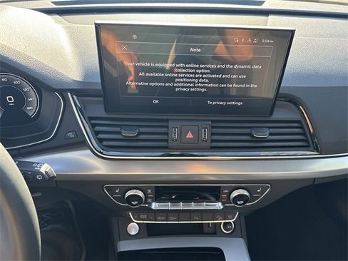 Certified 2025 Audi Q5 2.0T Premium w/ Convenience Plus Package image 18