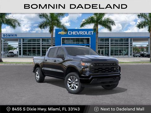 New 2026 Chevrolet Silverado 1500 Custom RWD image 2