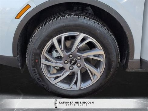 Certified 2025 Lincoln Corsair AWD w/ Equipment Group 101A image 32