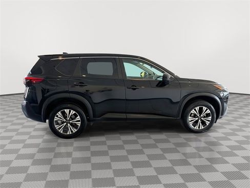 Used 2023 Nissan Rogue SV image 13