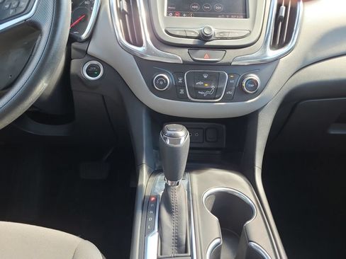Used 2021 Chevrolet Equinox LS w/ LPO, Cargo Package AWD/4WD image 11