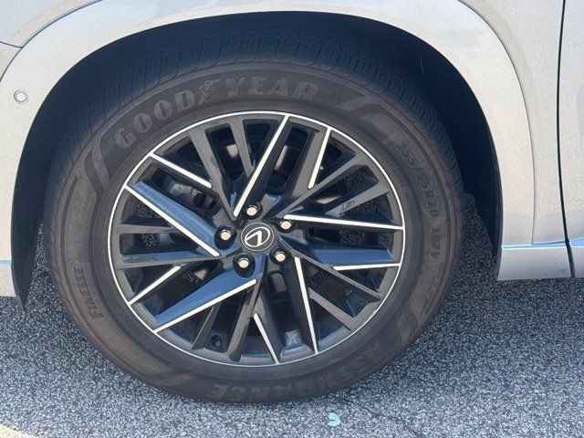 Used 2024 Lexus TX 350 AWD w/ Captains Chair Package image 4