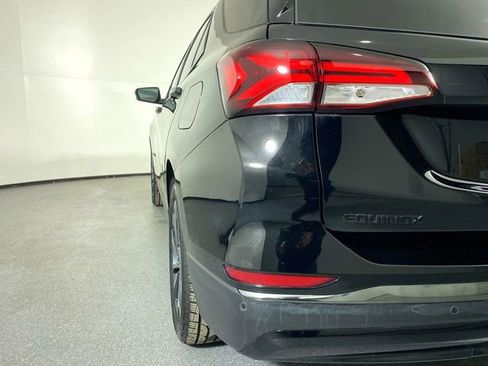 Used 2023 Chevrolet Equinox RS image 30