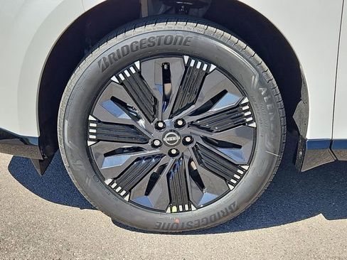 New 2026 Nissan Murano Platinum w/ Cargo Package AWD/4WD image 4