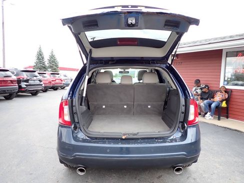 Used 2012 Ford Edge Limited FWD image 4