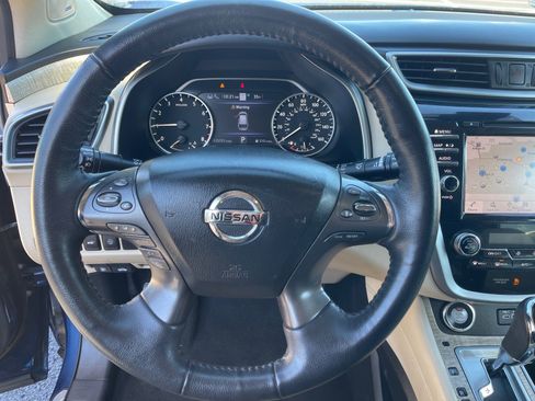 Used 2021 Nissan Murano SL w/ SL Moonroof Package image 7