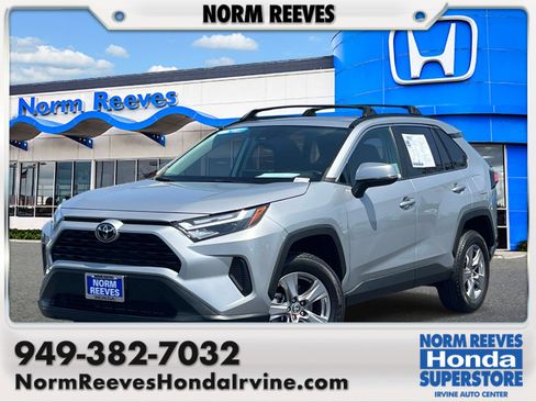 Used 2024 Toyota RAV4 XLE FWD image 1