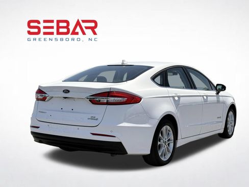 Used 2019 Ford Fusion SE FWD image 6