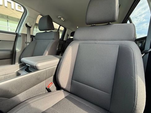 Certified 2026 Hyundai Santa Fe SE AWD/4WD image 14