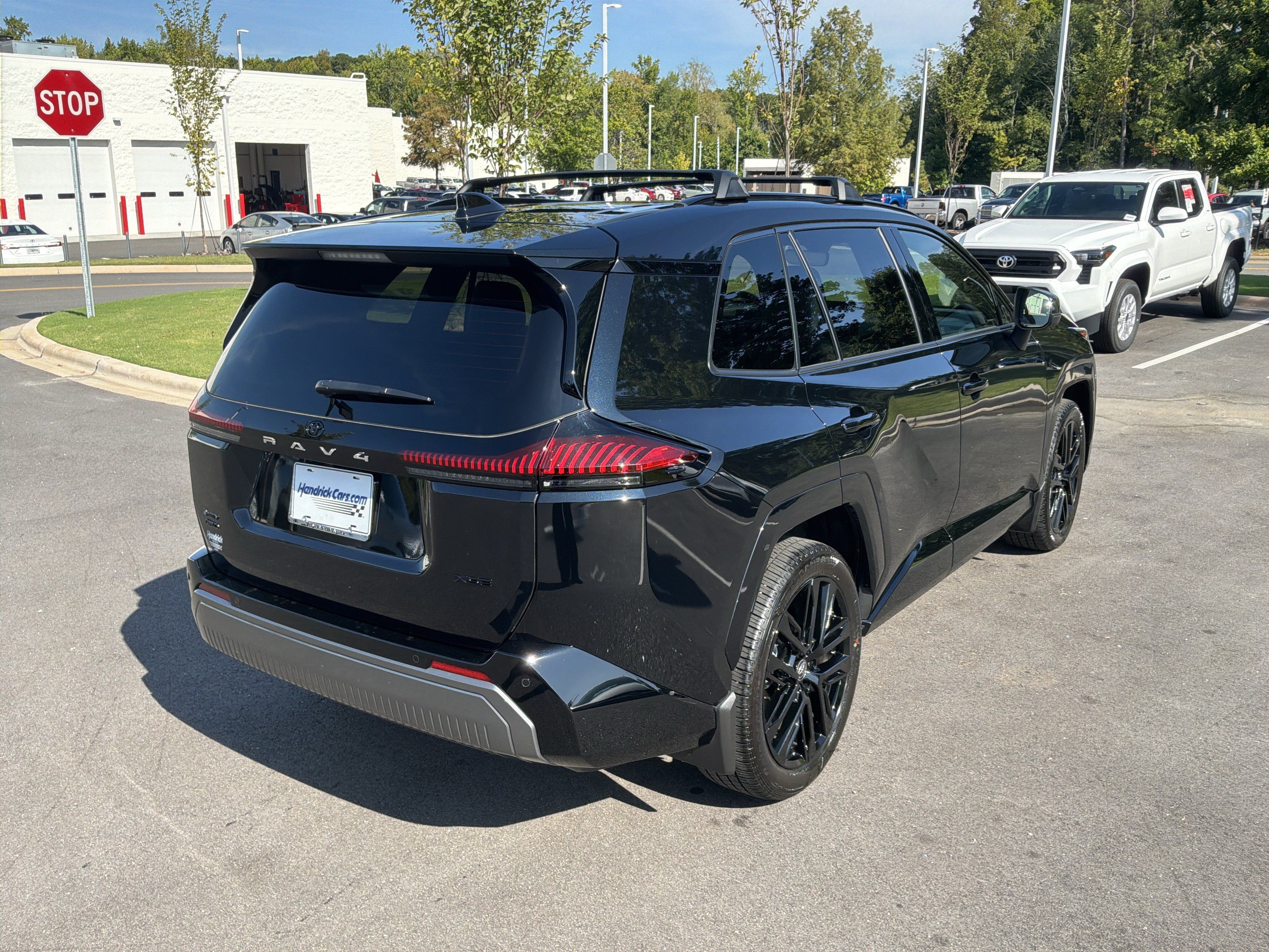 Used 2026 Toyota RAV4 XSE w/ Weather Package AWD/4WD image 10