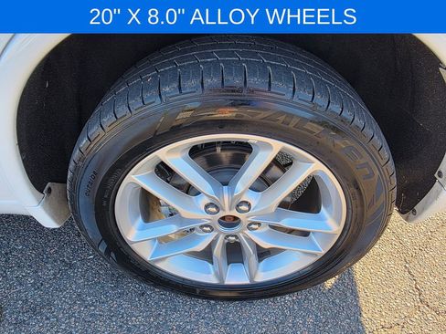 Used 2024 Dodge Durango GT image 30