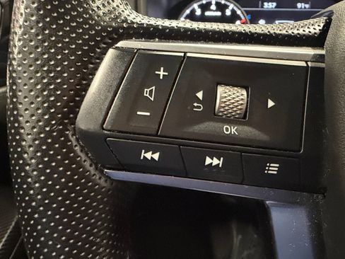 Used 2024 Mitsubishi Outlander SE FWD image 19