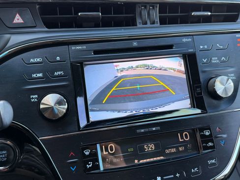 Used 2015 Toyota Avalon Limited FWD image 28