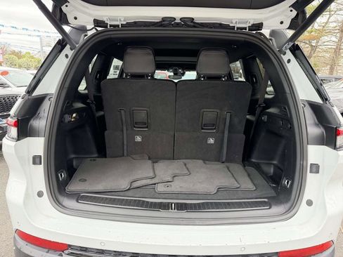 Used 2023 Jeep Grand Cherokee L Laredo AWD/4WD image 15