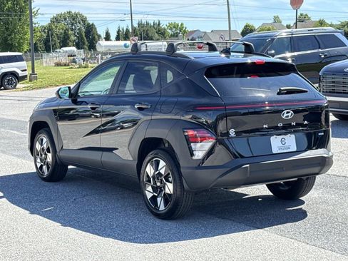 Certified 2025 Hyundai Kona SEL AWD/4WD image 27