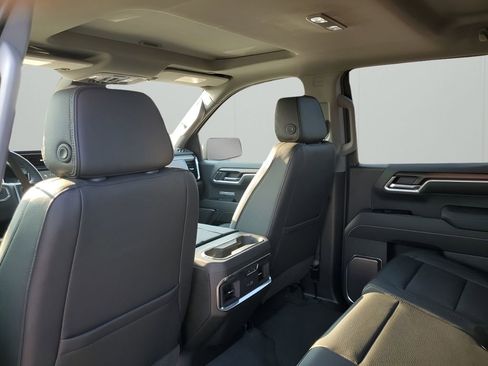 New 2026 GMC Sierra 1500 Denali w/ Denali Reserve Package image 18