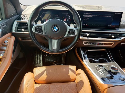 Used 2024 BMW X7 xDrive40i w/ Executive Package AWD/4WD image 23