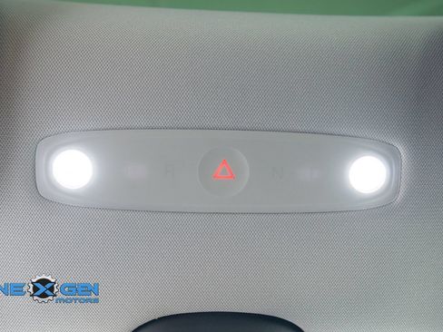 Used 2025 Tesla Model 3 Long Range AWD/4WD image 19