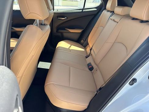 Used 2025 Lexus UX 300h FWD w/ Accessory Package (Z1) image 23