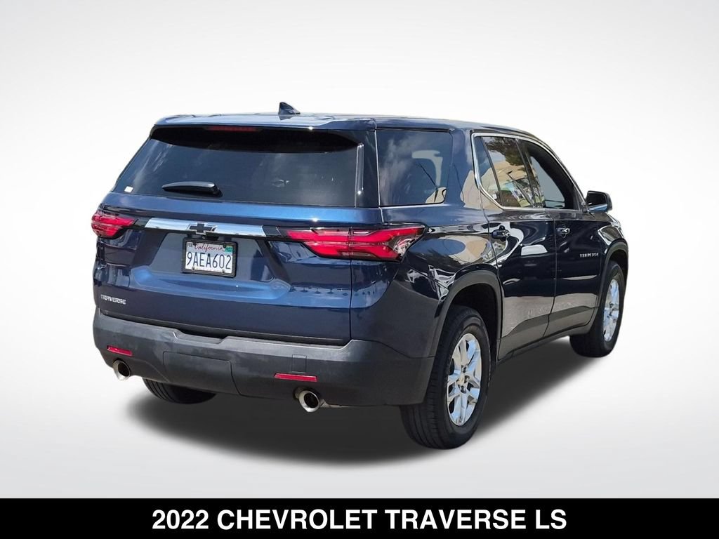 Used 2022 Chevrolet Traverse LS FWD image 9