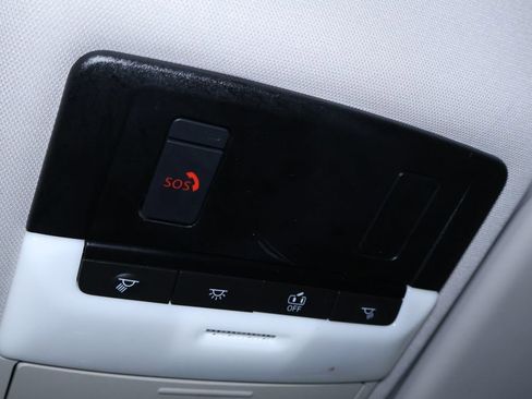 Used 2024 Mitsubishi Outlander SE image 27