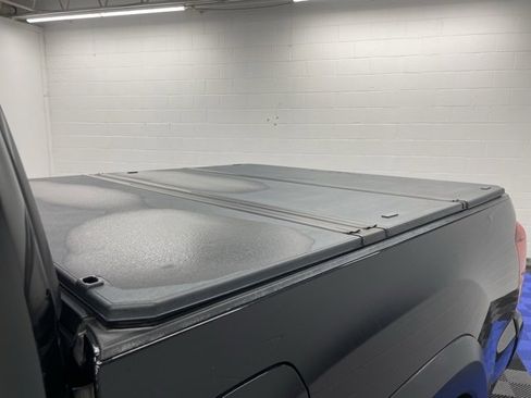 Used 2021 Toyota Tacoma TRD Off-Road image 12