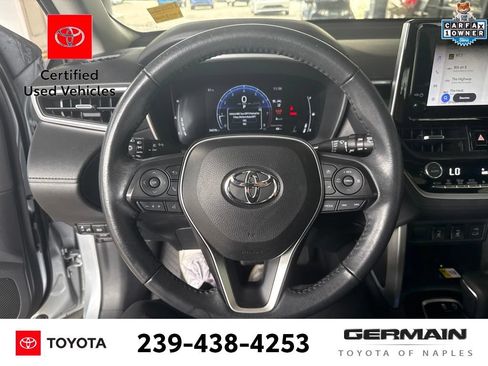 Used 2023 Toyota Corolla Cross XLE w/ Convenience Package FWD image 15