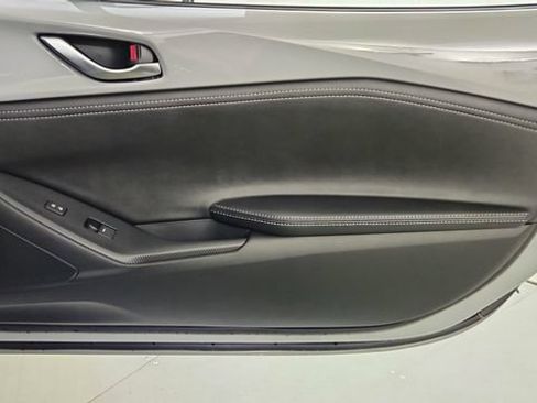 New 2026 MAZDA MX-5 Miata Club w/ Weather Package RWD image 29