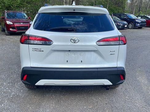 Used 2023 Toyota Corolla Cross XLE w/ Convenience Package image 7