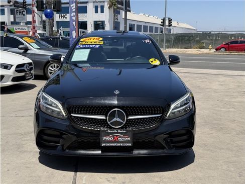 Used 2019 Mercedes-Benz C 300 Sedan image 2