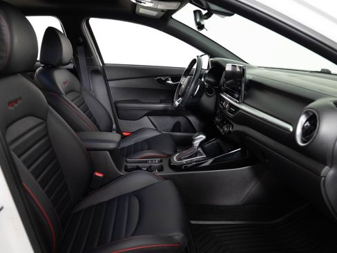 Used 2022 Kia Forte GT w/ GT2 Package FWD image 26