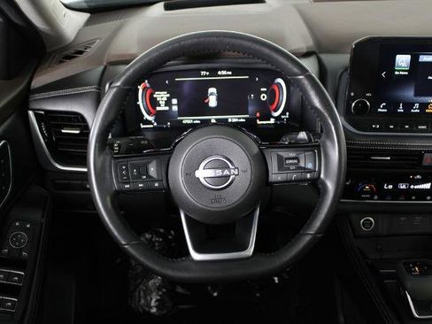 Certified 2023 Nissan Rogue Platinum w/ Platinum Premium Package FWD image 10