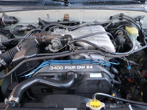 Used 2000 Toyota 4Runner SR5 image 36