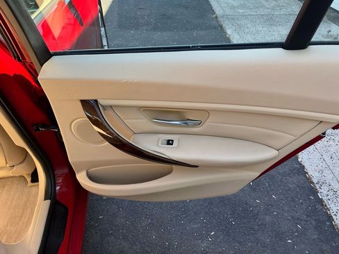 Used 2013 BMW 328i Sedan RWD image 24