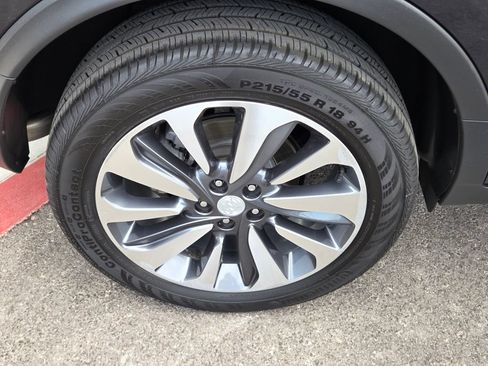 Used 2022 Buick Encore Preferred w/ Safety Package AWD/4WD image 10