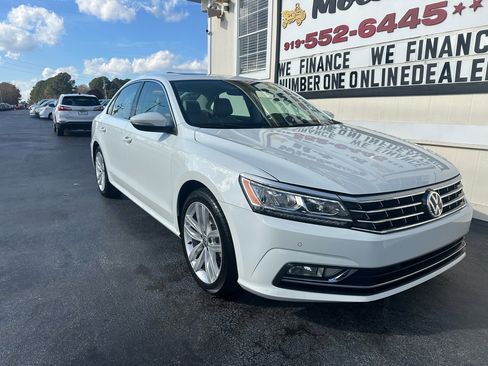 Used 2018 Volkswagen Passat 2.0T SE image 6