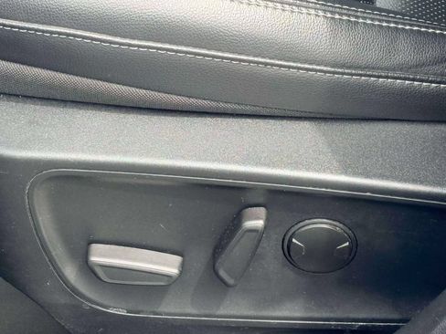 Used 2021 Ford Escape SEL w/ Technology Package AWD/4WD image 17