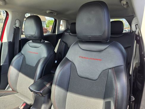 Used 2021 Jeep Compass Trailhawk AWD/4WD image 22