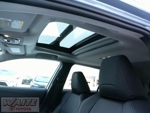 Certified 2026 Toyota Corolla Cross XLE image 23