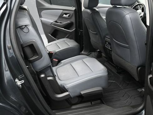 Used 2019 Chevrolet Traverse Premier AWD/4WD image 16