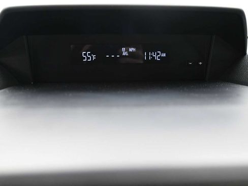 Used 2021 Subaru Forester Premium AWD/4WD image 18