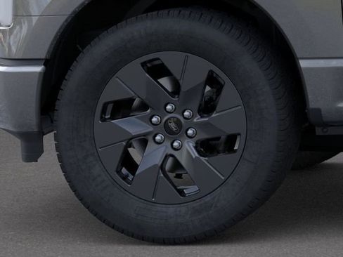 New 2025 Ford F150 Lightning Flash AWD/4WD image 23