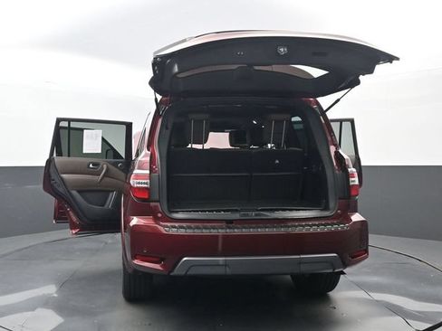 Used 2023 Nissan Armada Platinum w/ Captain's Chairs Package AWD/4WD image 39
