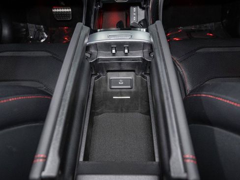 New 2025 Mercedes-Benz GLC 43 AMG 4MATIC image 23